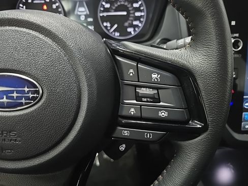 Used 2025 Subaru Forester Touring AWD/4WD image 23