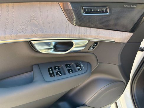 New 2026 Volvo XC90 B6 Ultra w/ Protection Package image 12