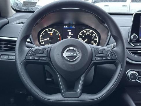 Used 2025 Nissan Altima 2.5 S image 22