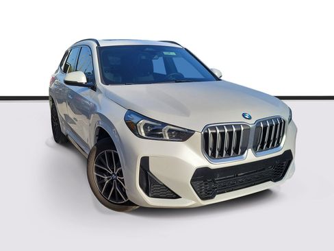 Used 2023 BMW X1 xDrive28i w/ M Sport Package AWD/4WD image 1