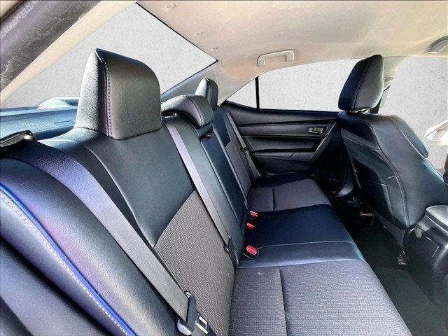 Used 2017 Toyota Corolla SE FWD image 29