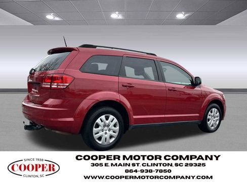 Used 2020 Dodge Journey SE image 7
