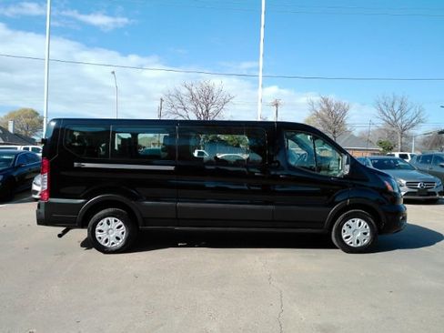 Used 2025 Ford Transit 350 XLT image 4