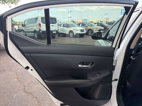 Used 2020 Nissan Sentra SV image 23