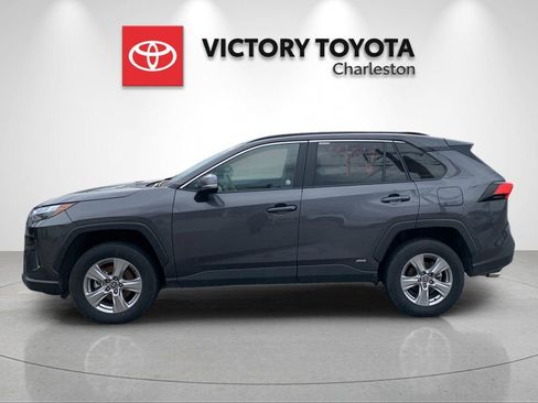 Used 2025 Toyota RAV4 XLE image 2