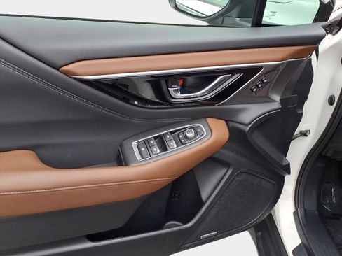 Used 2023 Subaru Outback Touring image 7