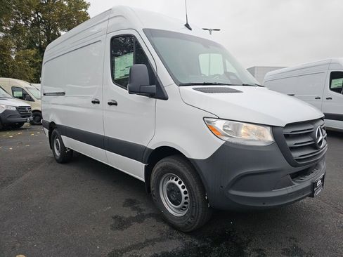 New 2025 Mercedes-Benz Sprinter 2500 image 8