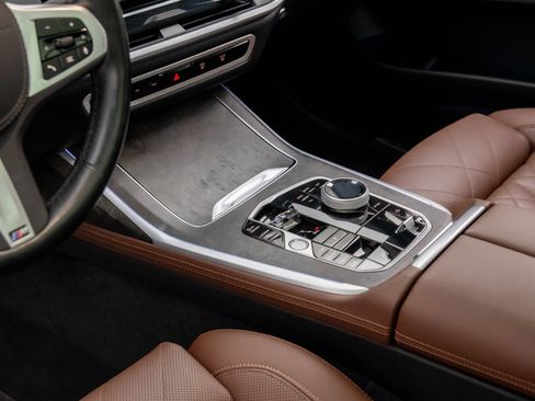 Certified 2024 BMW X7 xDrive40i w/ Executive Package image 12