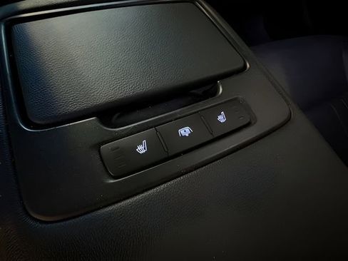 Used 2018 Genesis G80 3.8 w/ Option Group 02 image 32