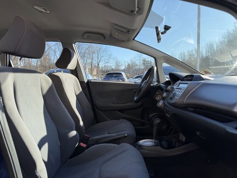 Used 2010 Honda Fit BASE image 15