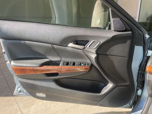 Used 2012 Honda Accord EX-L image 12