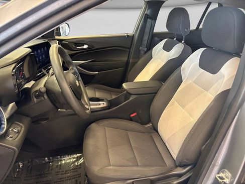Used 2024 Chevrolet Trax LS FWD image 20