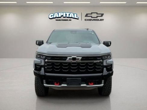 Certified 2025 Chevrolet Silverado 1500 ZR2 w/ Technology Package image 8