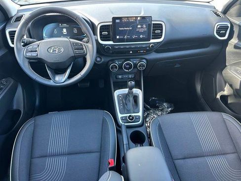 New 2026 Hyundai Venue SEL image 9