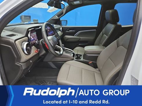Used 2025 Chevrolet Colorado ZR2 w/ Off-Road Front Bumper Package AWD/4WD image 10