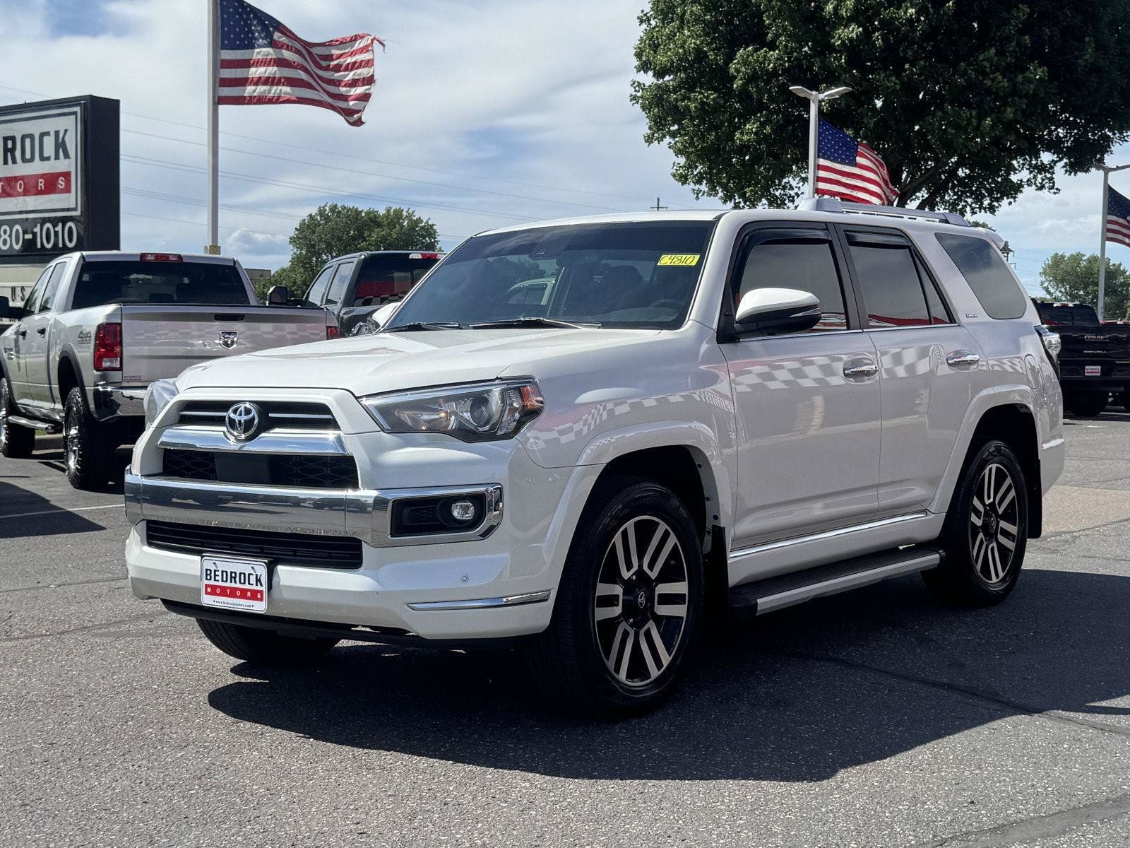 Used 2021 Toyota 4Runner Limited AWD/4WD image 3