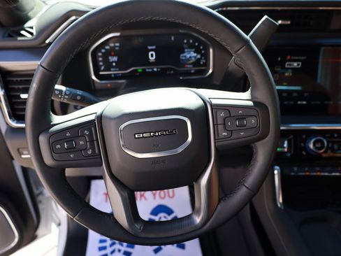 Used 2025 GMC Sierra 3500 Denali Ultimate image 15