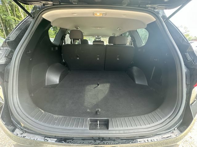 Used 2019 Hyundai Santa Fe SEL FWD image 29
