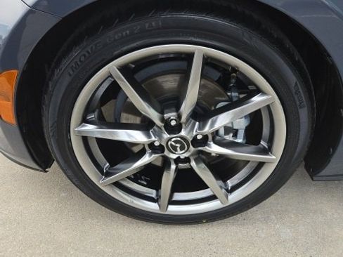 Used 2021 MAZDA MX-5 Miata Grand Touring image 9
