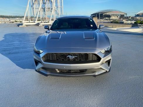 Used 2020 Ford Mustang Coupe w/ Equipment Group 101A RWD image 3