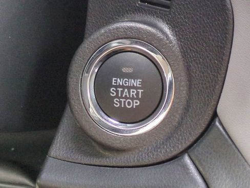 Used 2023 Subaru Outback Limited AWD/4WD image 35