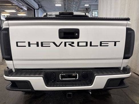 Used 2021 Chevrolet Colorado LT w/ LT Convenience Package image 5