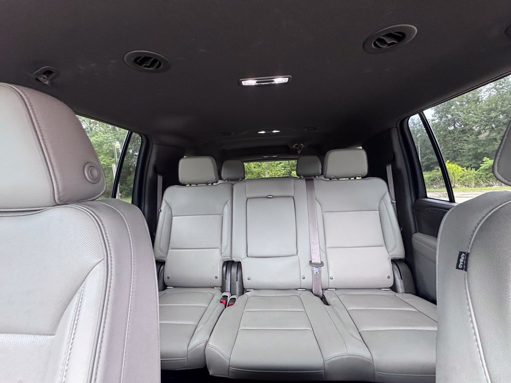 Used 2021 GMC Yukon XL SLT w/ SLT Luxury Package RWD image 14