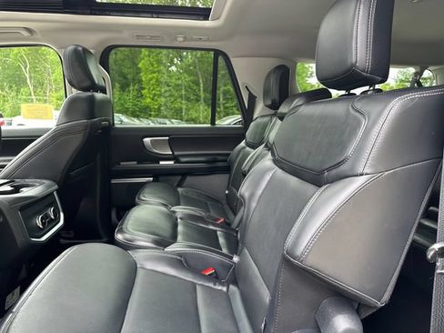 Certified 2025 Ford Expedition Max Platinum AWD/4WD image 22