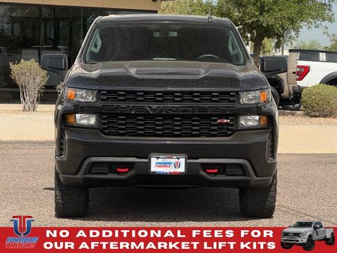 Used 2021 Chevrolet Silverado 1500 Custom Trail Boss w/ Midnight Edition AWD/4WD image 2
