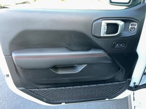 Used 2021 Jeep Gladiator Rubicon image 14