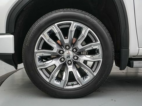 Used 2024 GMC Sierra 1500 Denali w/ Denali Reserve Package image 11