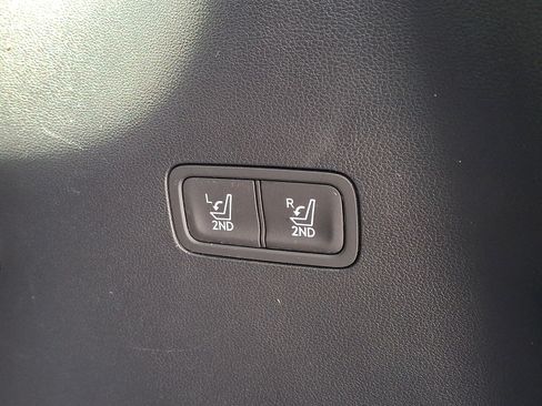 Used 2026 Hyundai Santa Fe SEL AWD/4WD image 32
