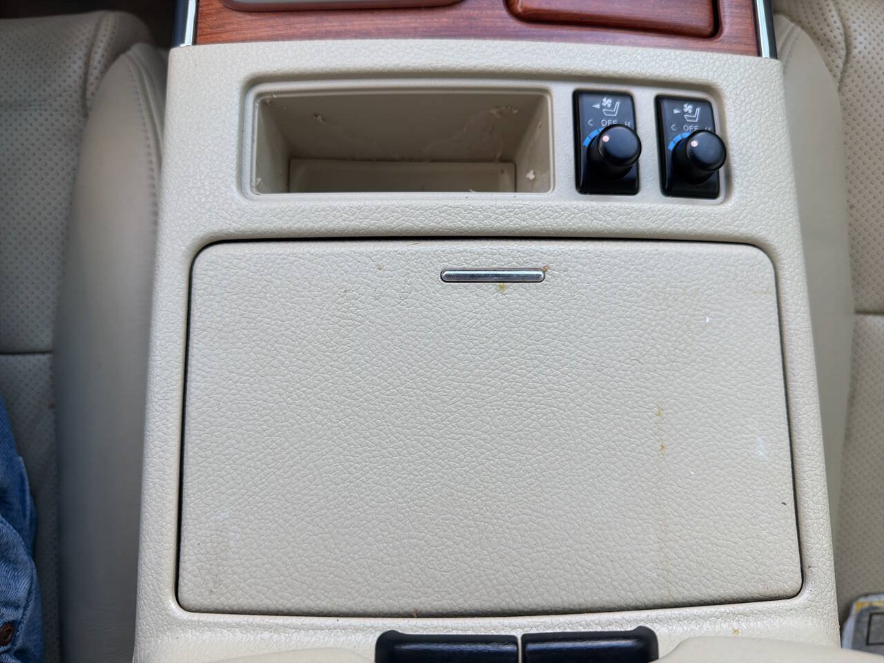 Used 2007 INFINITI M35 w/ Technology Pkg RWD image 38
