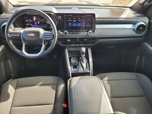Used 2024 Chevrolet Colorado LT w/ LT Convenience Package RWD image 12