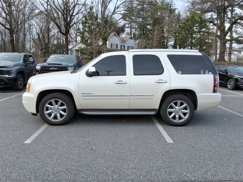 Used 2013 GMC Yukon Denali image 8