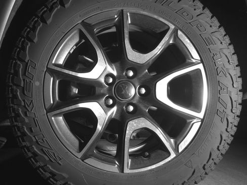 Used 2025 Jeep Compass Trailhawk w/ Trailer Tow Group AWD/4WD image 14