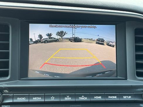 Used 2019 Hyundai Elantra SEL FWD image 24