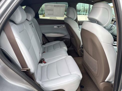 New 2026 Genesis GV70 2.5T Advanced image 11