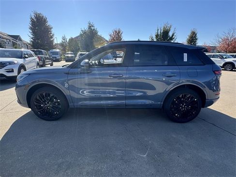 New 2026 Lincoln Corsair Premiere image 6