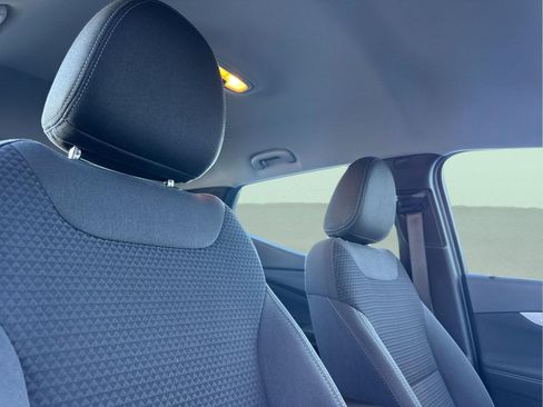 Used 2023 Chevrolet Bolt EUV LT w/ Driver Confidence Package image 17