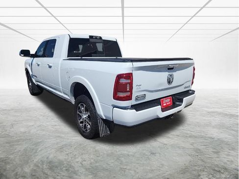 Used 2022 RAM 3500 Limited AWD/4WD image 3