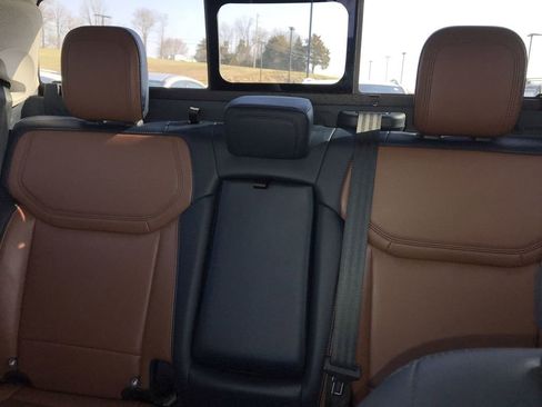 Used 2022 Ford Maverick Lariat w/ Lariat Luxury Package image 22