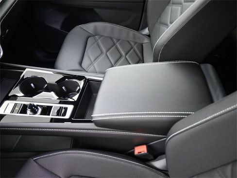 New 2026 Volkswagen Atlas SE image 31