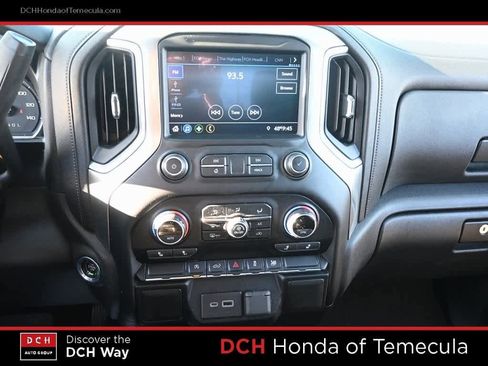 Used 2021 Chevrolet Silverado 1500 LT image 12