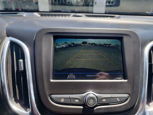 Used 2019 Chevrolet Equinox LT w/ Driver Convenience Package FWD image 26