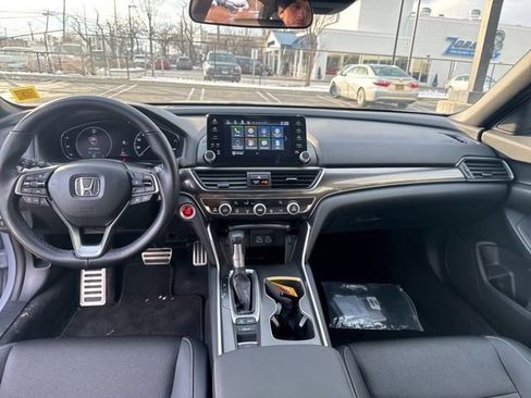 Certified 2022 Honda Accord Sport image 15