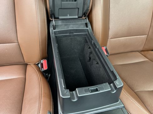Used 2017 Subaru Outback 2.5i Touring w/ Popular Package #5A AWD/4WD image 25