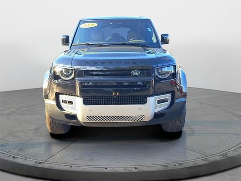 Used 2024 Land Rover Defender 110 S image 2