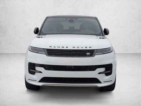 Used 2025 Land Rover Range Rover Sport Dynamic SE AWD/4WD image 2