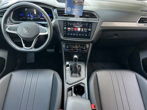 Used 2023 Volkswagen Tiguan SE FWD image 13